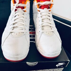 Jordan MVP Speckled White and Black Shoe Box with Gold Jumpman